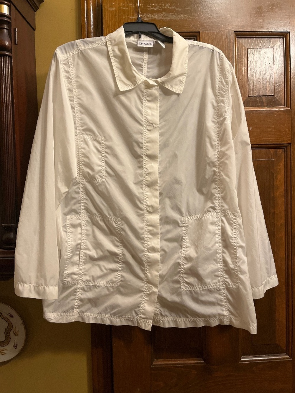 Like New White Nylon Wind Breaker From Chicos.  Sz. 3 Women’s.